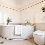 Sea & Olive - Modern Near カリ