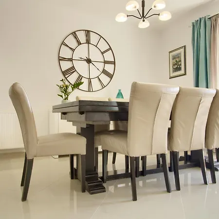 Sea & Olive - Modern Near