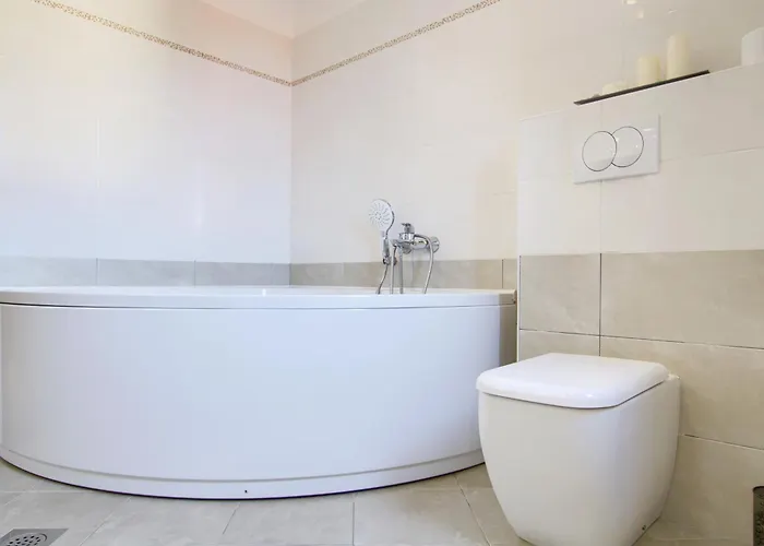 Апартаменты Sea & Olive - Modern Near Кали