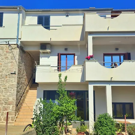 Sea & Olive - Modern Near *