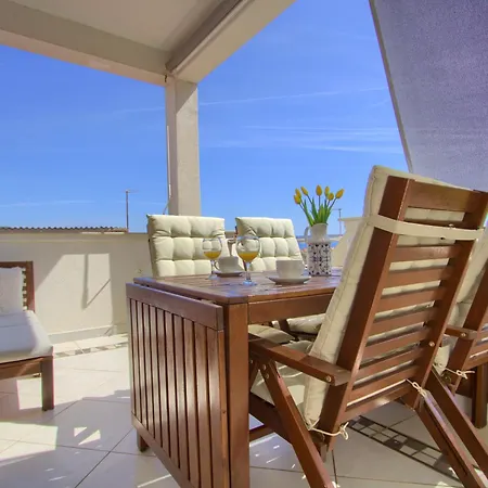 Sea & Olive - Modern Near شقة كالي